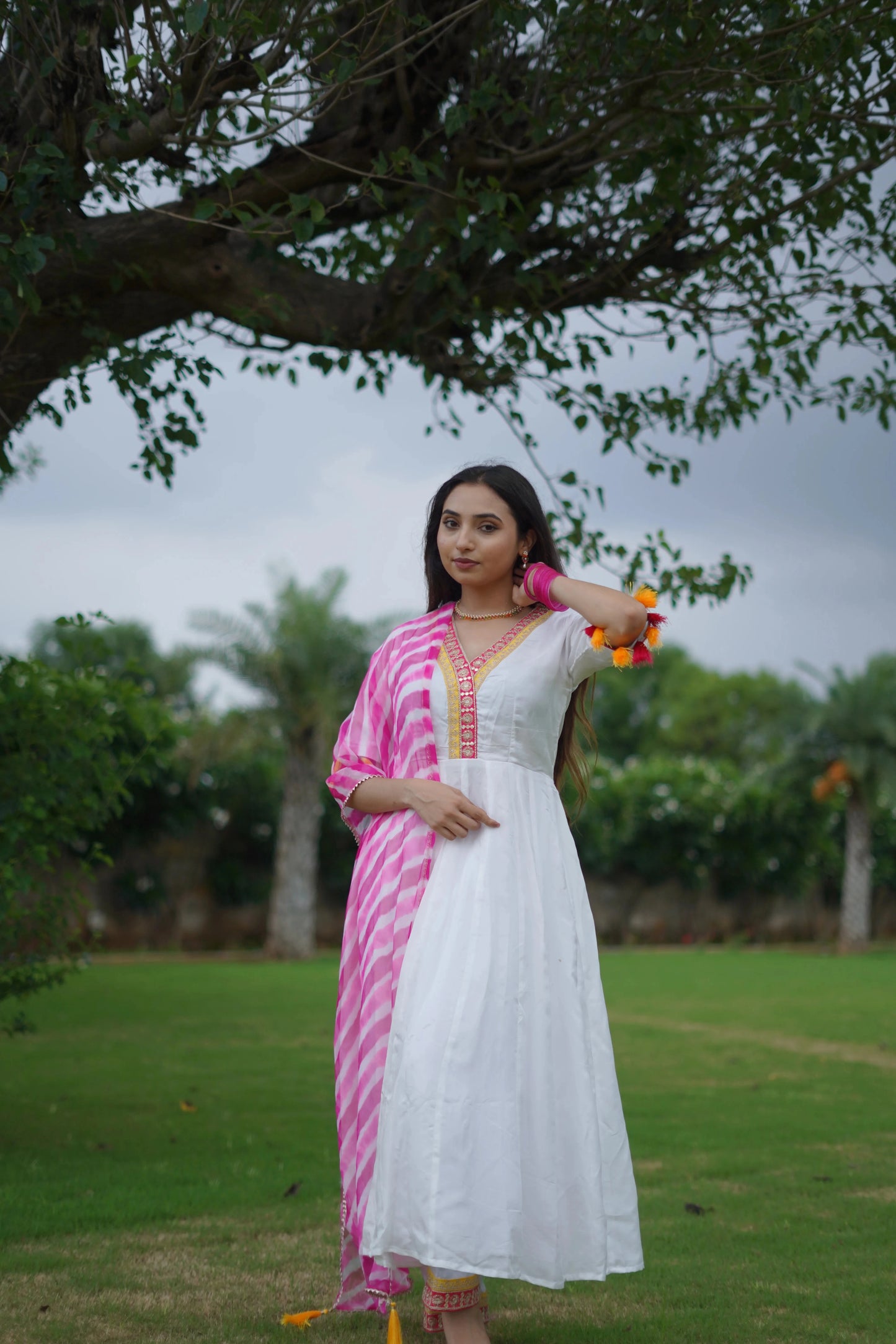 Chandni Leheriya Set - Tribute to timeless summer elegance
