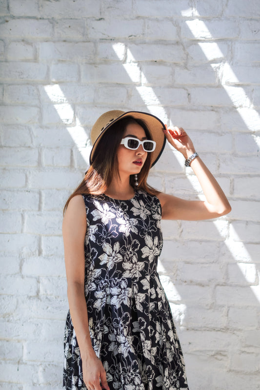 Noor-e-Gulab – Black & White Floral Maxi Dress