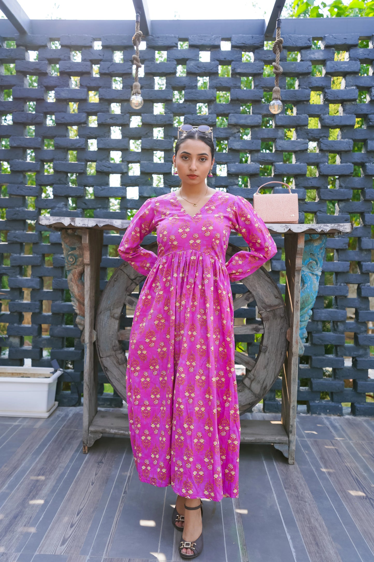 Raatrani Rouge - A stunning blend of tradition and bold femininity