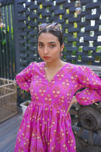Raatrani Rouge - A stunning blend of tradition and bold femininity