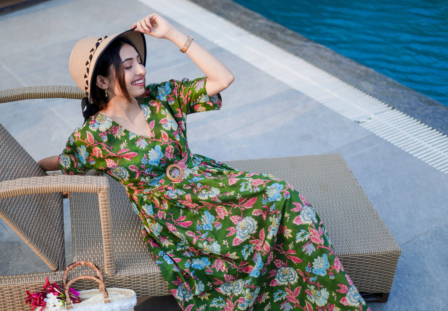 Baag-e-bahar - Crafted in pure cotton for ultimate comfort