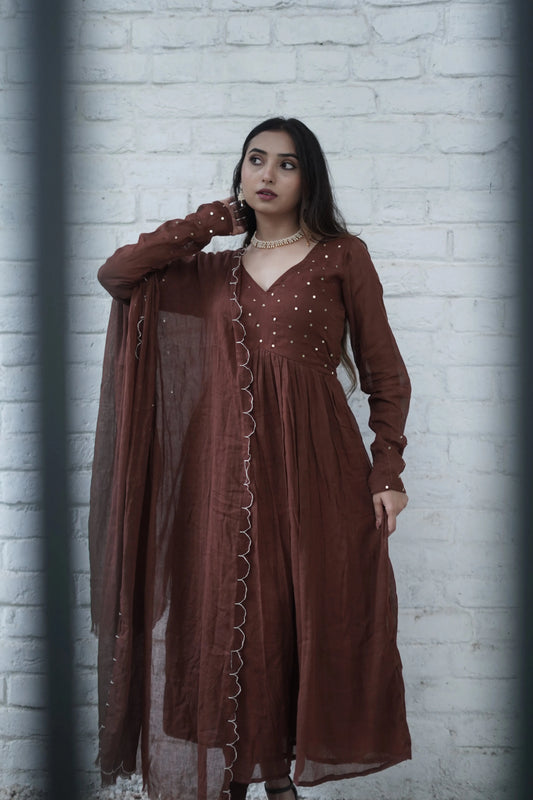 Raya Mulmul Kurta Set - An ode to understated elegance