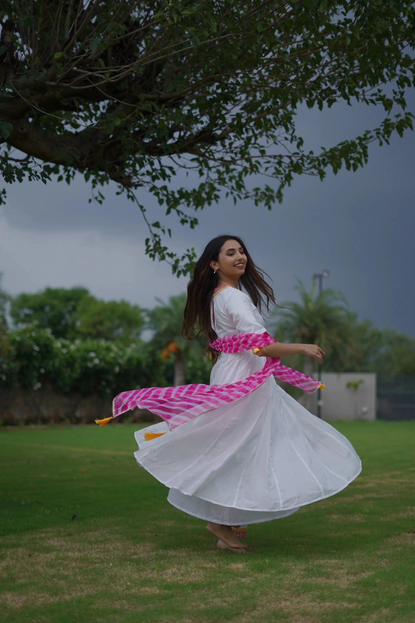 Chandni Leheriya Set - Tribute to timeless summer elegance